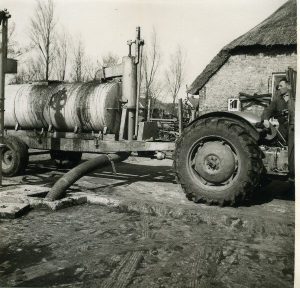 Hielke Meijer is dorpssmid in Frieschepalen